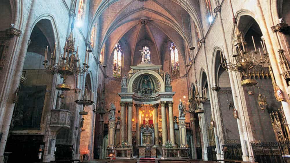 Basilica of Saints Justus and Pastor - Churches in Barcelona Photos - Catholic Mass Times App